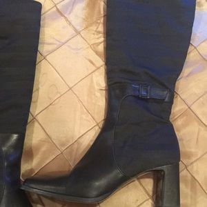 Byblos elegant leather/nylon boots, size 8